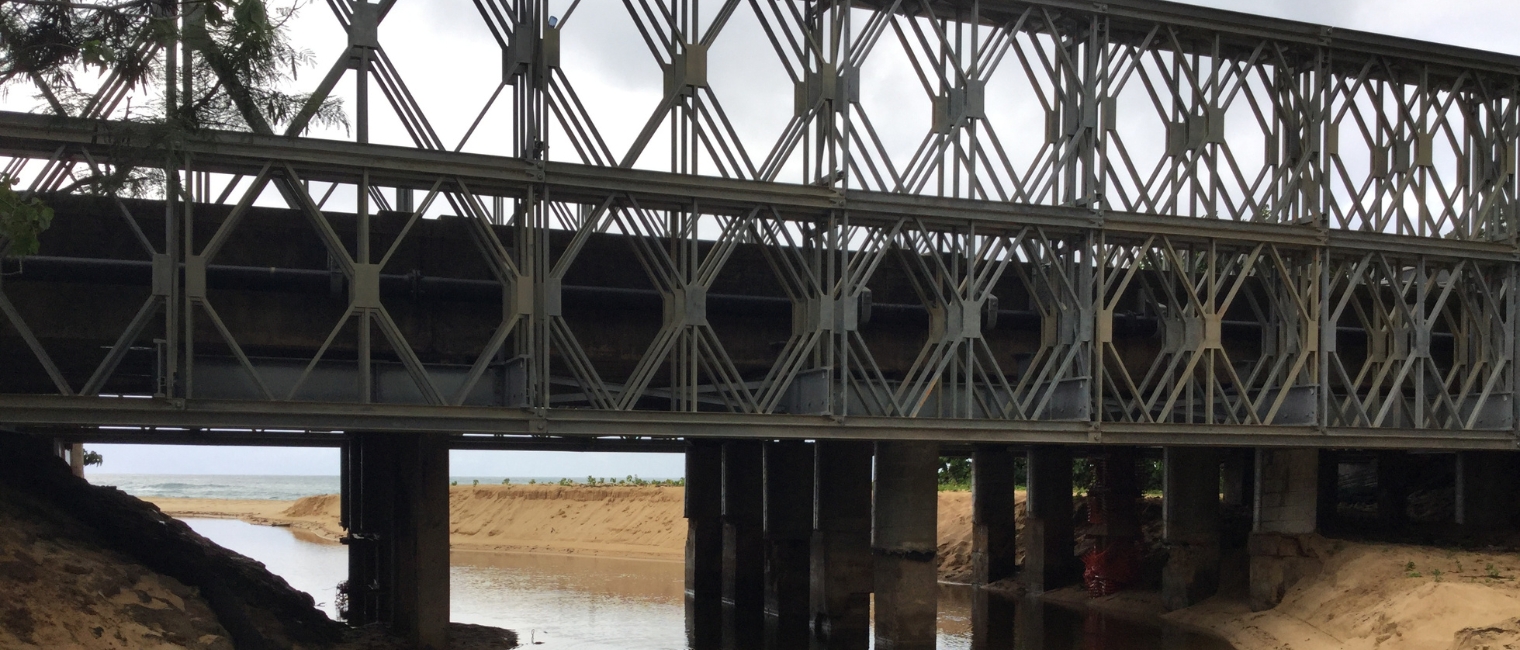 Hawaii DOT Uses Special Acrow Steel Structure to Support the Failing Paumalu Stream Bridge on Oahu’s North Shore