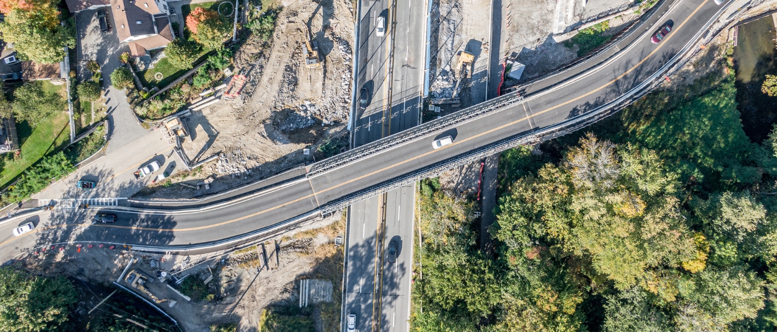 Temporary Acrow bridge solution eases construction inconvenience in congested suburban location